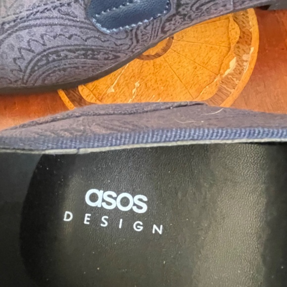 ASOS Design Men’s Navy Loafer - Picture 5 of 11